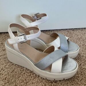 GEOX Sandals White and Silver Size US10 EU41